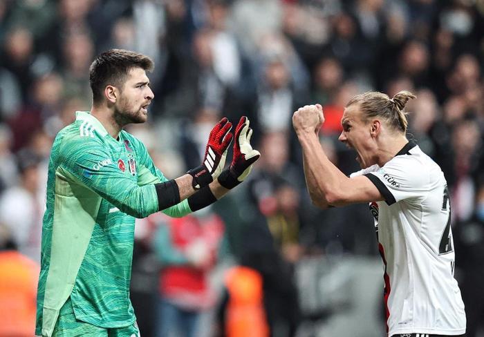 Köşe yazarları Beşiktaş - Galatasaray maçını değerlendirdi