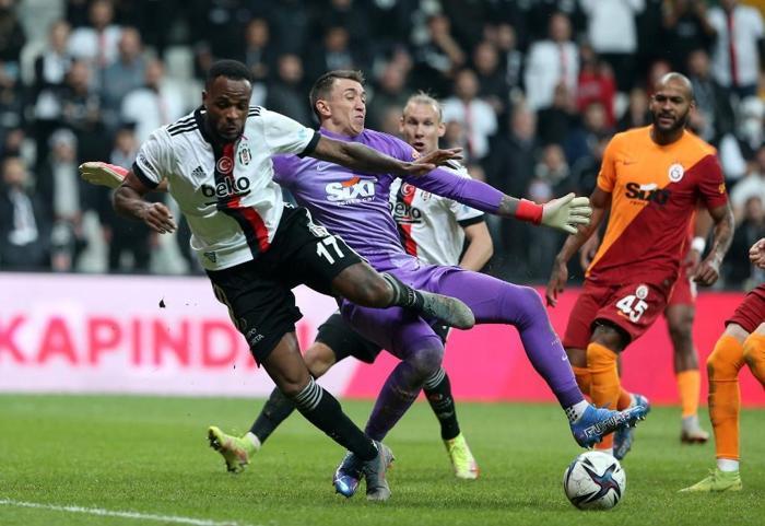 Köşe yazarları Beşiktaş - Galatasaray maçını değerlendirdi