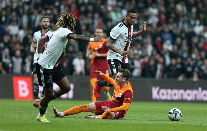 Köşe yazarları Beşiktaş - Galatasaray maçını değerlendirdi