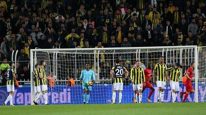 Spor yazarları Fenerbahçe - Kayserispor maçını değerlendirdi