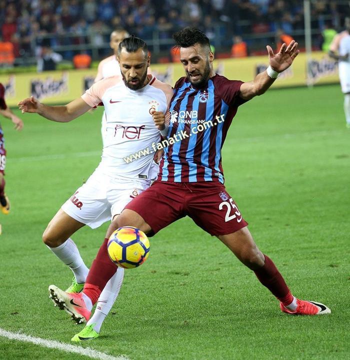 Trabzonspor - Galatasaray maçında sürpriz ziyaretçiler
