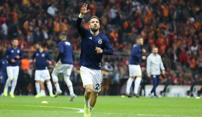 Fenerbahçeli Mathieu Valbuenadan transfer açıklaması