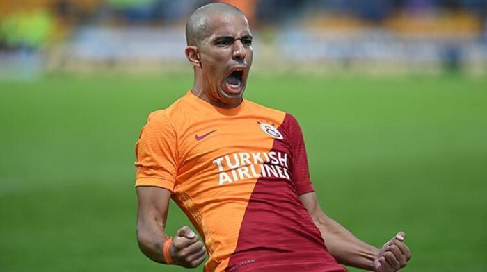 Son dakika Galatasarayda 2 ayrılık Fatih Terim o isimlerin üstünü çizdi