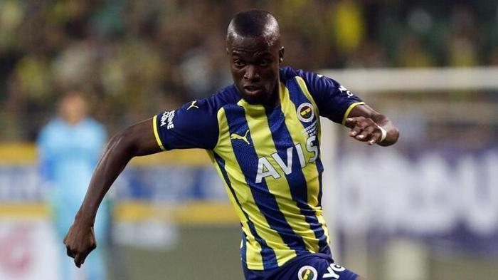 Fenerbahçenin Alanyaspor maçı muhtemel 11i