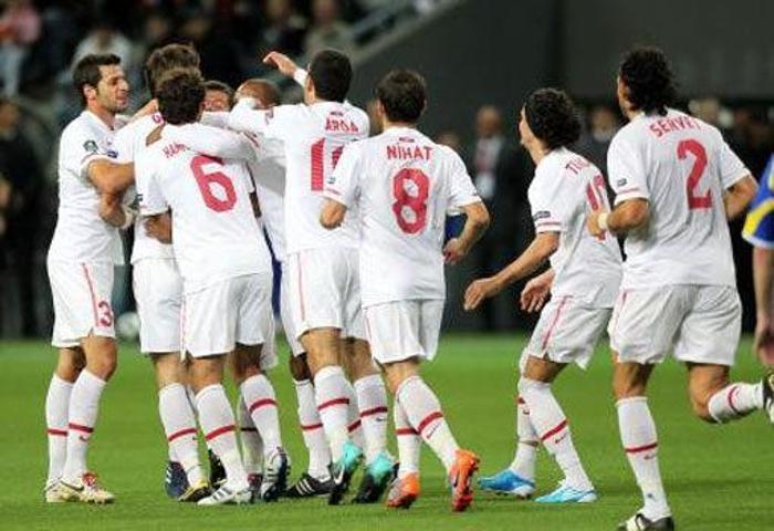 TÜRKİYE 2-1 ALMANYA