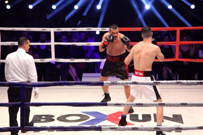 Boksun Yıldızları Tv8de devam ediyor 3. bölümde kimler kazandı