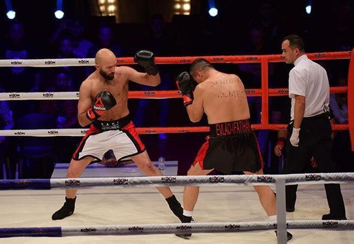 Boksun Yıldızları Tv8de devam ediyor 3. bölümde kimler kazandı