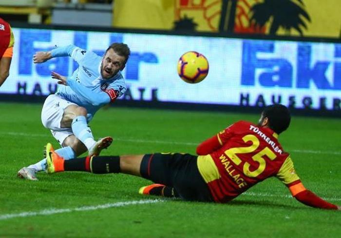 İnanılmaz Fenerbahçe ile Başakşehir arasındaki fark...