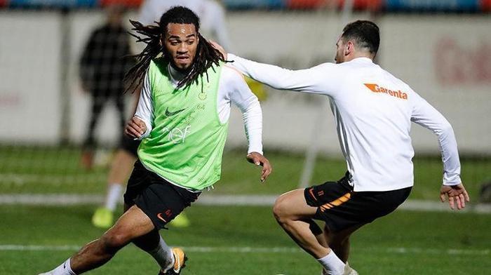 JASON DENAYER