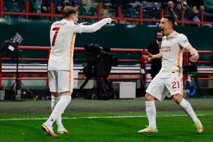 Fanatik yazarları Galatasarayın Lokomotiv Moskova galibiyetini değerlendirdi