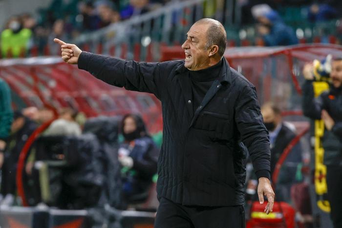Fanatik yazarları Galatasarayın Lokomotiv Moskova galibiyetini değerlendirdi