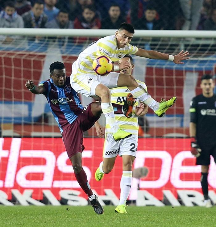 Fenerbahçe orta alanı kontrol edemedi (Metin Tükenmez)