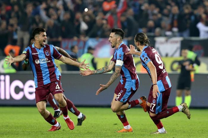 Fanatik yazarlarının Trabzonspor - Fenerbahçe maçı yorumları