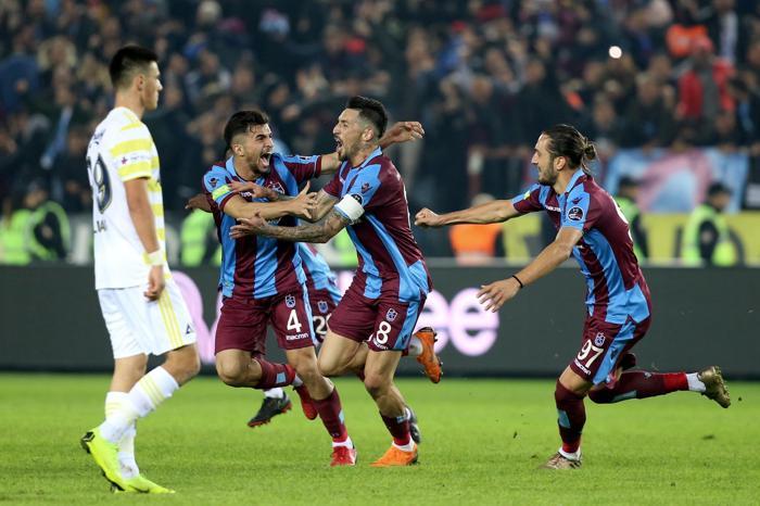 Fanatik yazarlarının Trabzonspor - Fenerbahçe maçı yorumları
