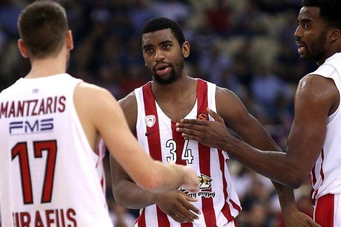 Olympiacos: 80 - Unicaja Malaga: 75