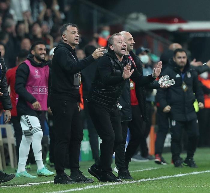Fanatik yazarları Beşiktaş - Sporting maçını değerlendirdi MHK devirecek penaltı karar