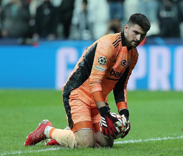 Fanatik yazarları Beşiktaş - Sporting maçını değerlendirdi MHK devirecek penaltı karar