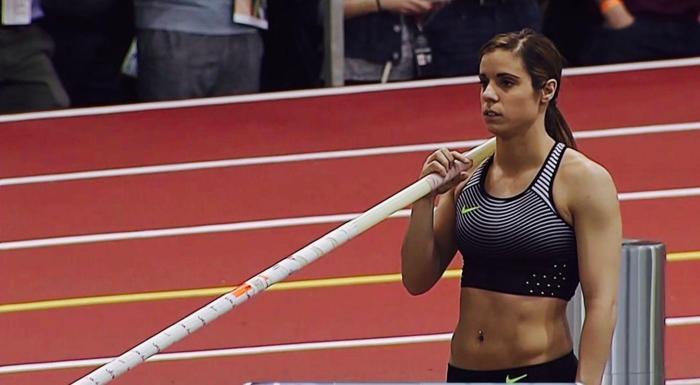 Katerina Stefanidi 2017de Avrupanın en iyi kadın sporcusu seçildi