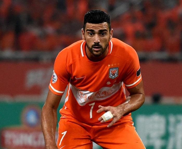 Sürpriz transfer harekatı Aranan golcü bulundu...