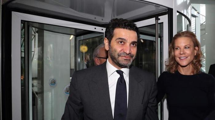GÖZLERİ TÜRK FUTBOLCUDA
