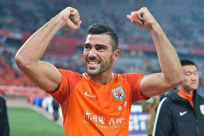 Sürpriz transfer harekatı Aranan golcü bulundu...
