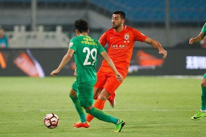 Sürpriz transfer harekatı Aranan golcü bulundu...