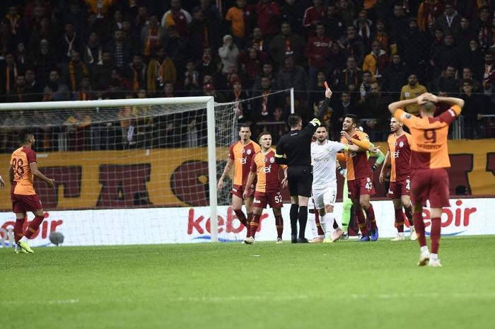 GECENİN SORUSU