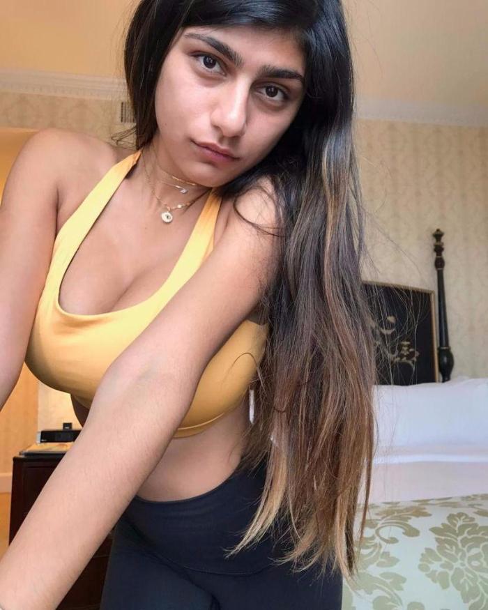 Eski porno yıldızı Mia Khalifa talk-show sunucusu olarak ekranlara dönüyor
