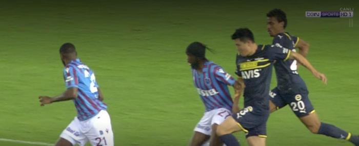 Deniz Çoban Trabzonspor-Fenerbahçe maçını değerlendirdi: Kim Min Jaenin pozisyonu kırmızı kart mı