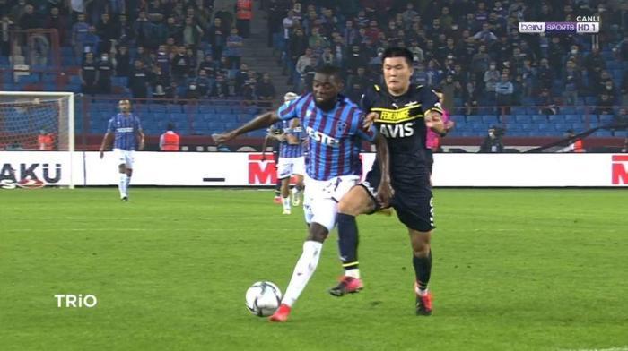 Deniz Çoban Trabzonspor-Fenerbahçe maçını değerlendirdi: Kim Min Jaenin pozisyonu kırmızı kart mı