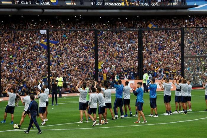 Boca Juniorsın antrenmanı kapalı gişe