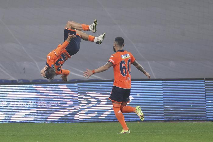 Fanatik yazarları Başakşehir - Beşiktaş maçını yorumladı