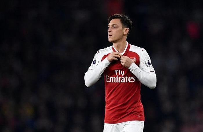 Beşiktaş bombayı patlatıyor Mesut Özil...
