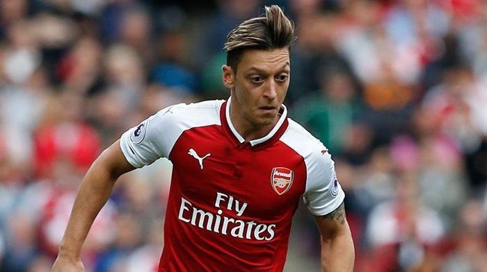Beşiktaş bombayı patlatıyor Mesut Özil...