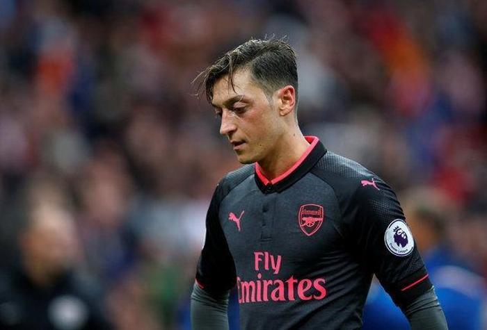 Beşiktaş bombayı patlatıyor Mesut Özil...