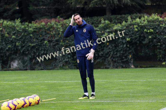 Fenerbahçede Tolga Ciğerci ilk kez idmana çıktı
