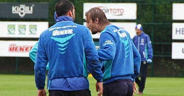 Caner Erkinin takım arkadaşlarıyla ettiği kavgalar