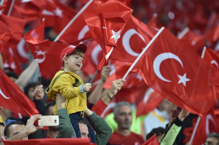 Türkiye-Ukrayna maçından kareler