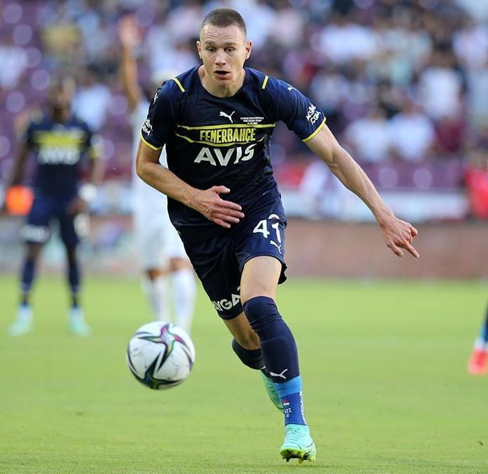 Son dakika Fenerbahçe haberi Sevilladan Szalai bombası...