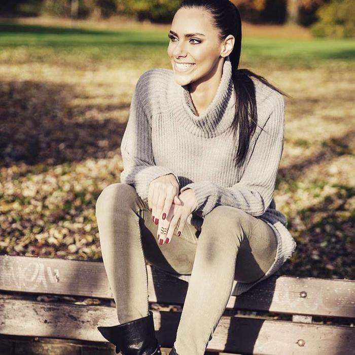 Vodafone Parkta bir güzel: Esther Sedlaczek