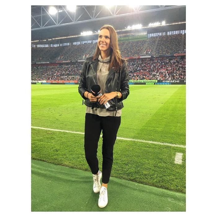 Vodafone Parkta bir güzel: Esther Sedlaczek