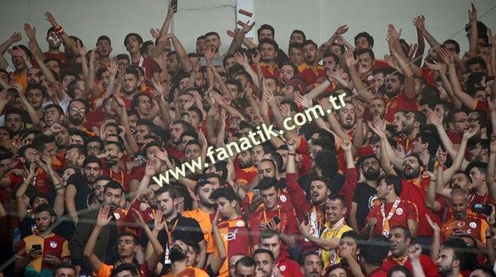 Bursaspor taraftarlarından görsel şölen