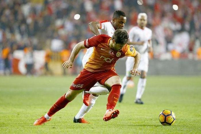 Süper Ligde hangi futbolcu ne kadar kazanıyor
