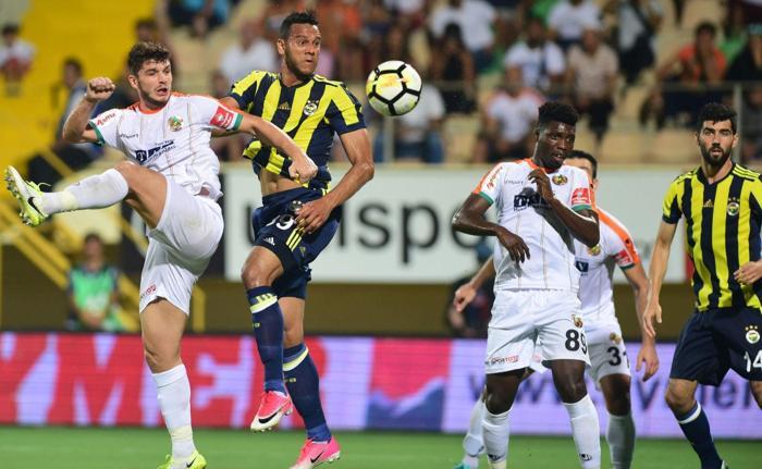İşte Janssenin Fenerbahçe formasıyla attığı ilk golün görüntüleri
