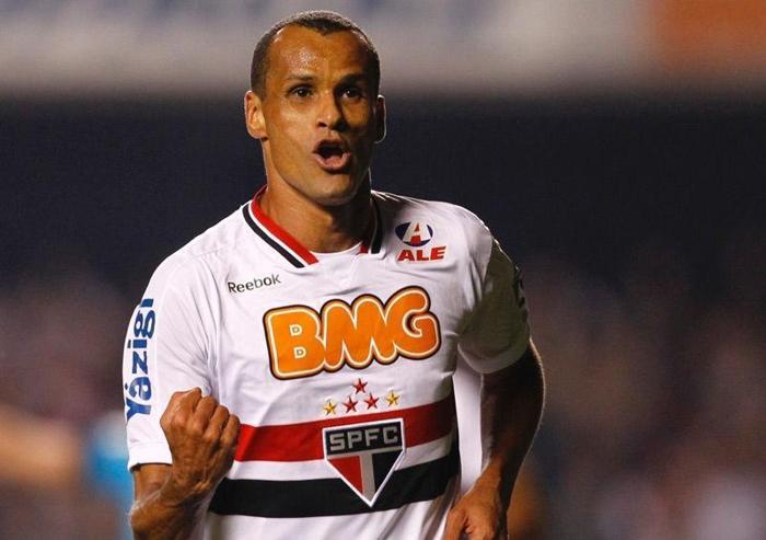 Rivaldo, devam dedi