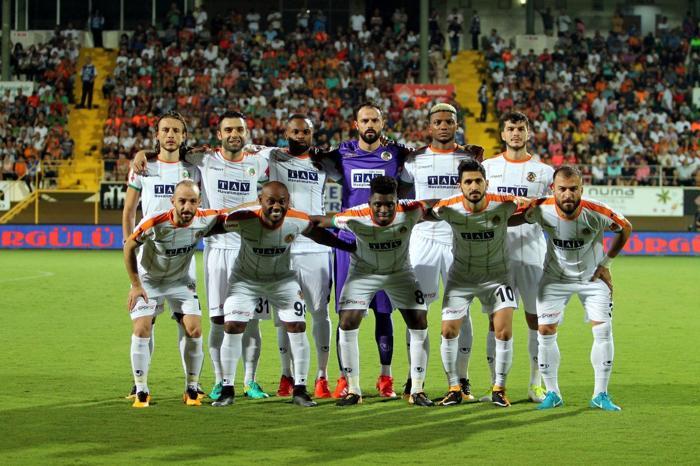 İşte Janssenin Fenerbahçe formasıyla attığı ilk golün görüntüleri