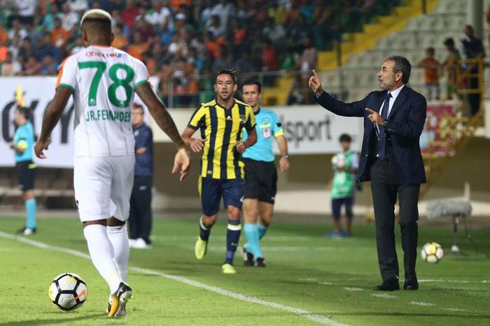 İşte Janssenin Fenerbahçe formasıyla attığı ilk golün görüntüleri