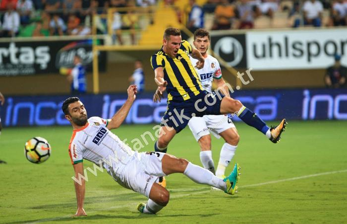 İşte Janssenin Fenerbahçe formasıyla attığı ilk golün görüntüleri