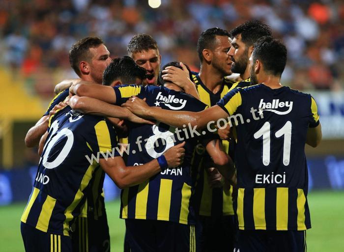 İşte Janssenin Fenerbahçe formasıyla attığı ilk golün görüntüleri