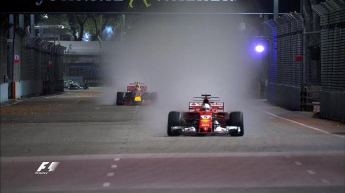 Formula 1de feci kaza Ferrariler yarış dışı kaldı